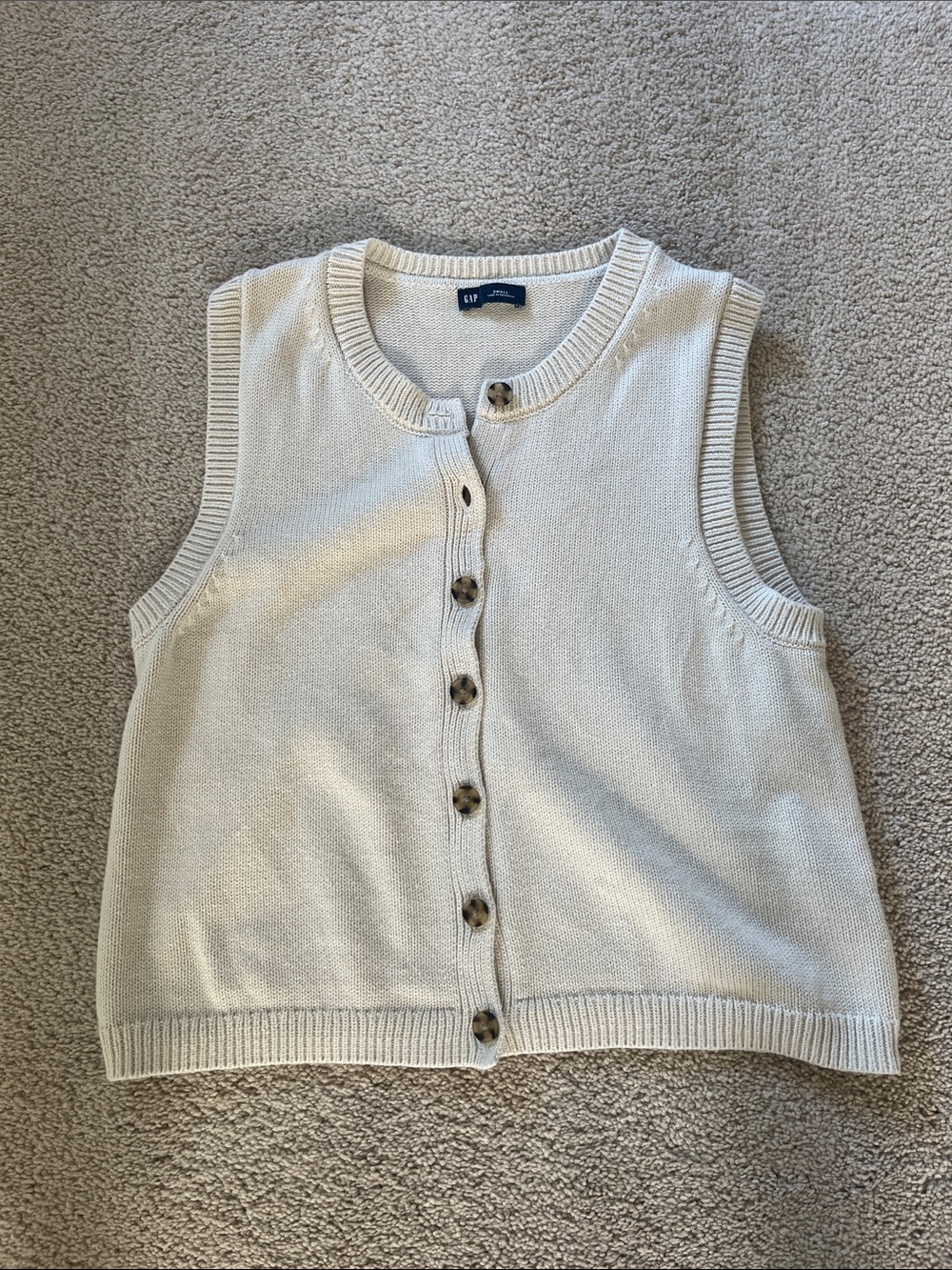 GAP Cream Button-Front Knit Vest
